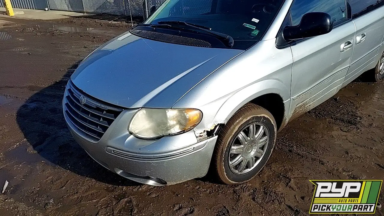 Photo of 2006 Chrysler Town & Country