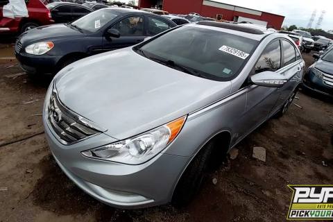 Photo of 2013 Hyundai Sonata