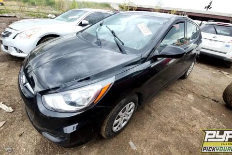 Photo of 2013 Hyundai Accent