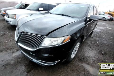 Photo of 2013 Lincoln Mkt