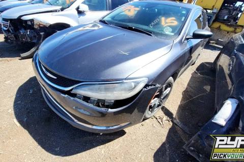 Photo of 2015 Chrysler 200