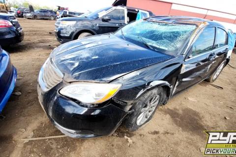 Photo of 2013 Chrysler 200