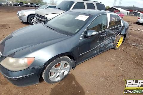 Photo of 2005 Acura Rl