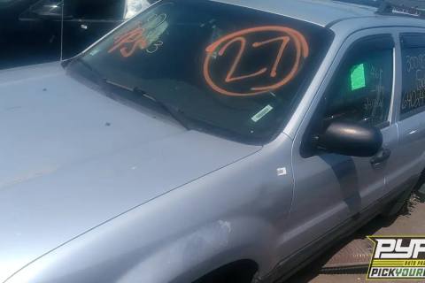 Photo of 2004 Ford Escape