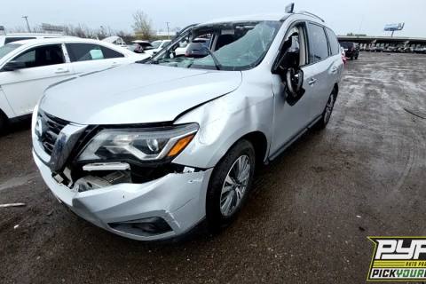 Photo of 2017 Nissan Pathfinder