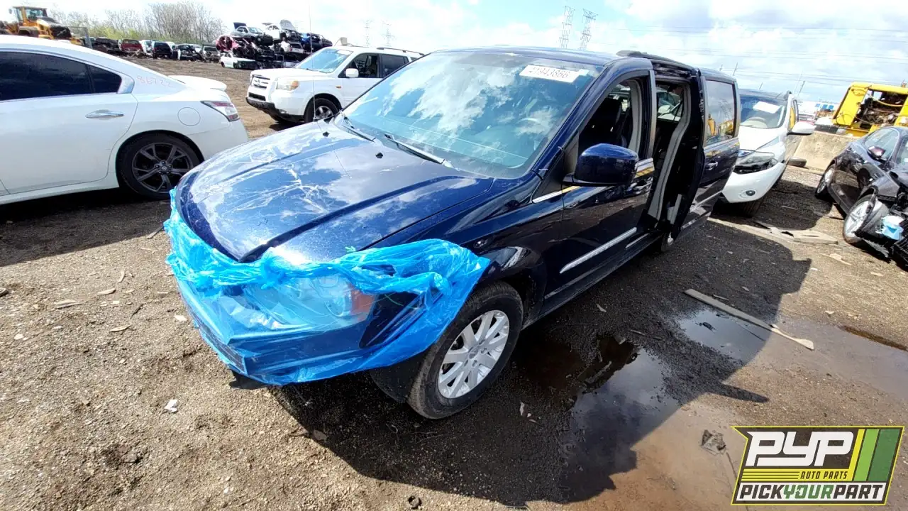 Photo of 2013 Chrysler Town & Country