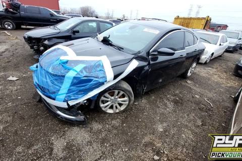Photo of 2015 Chrysler 200