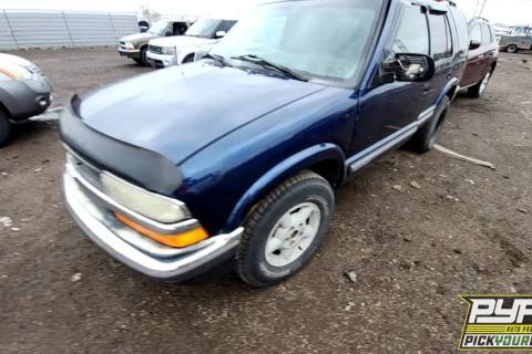 Photo of 2001 Chevrolet Blazer