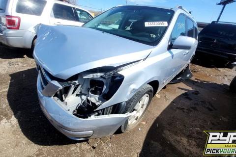 Photo of 2007 Hyundai Entourage
