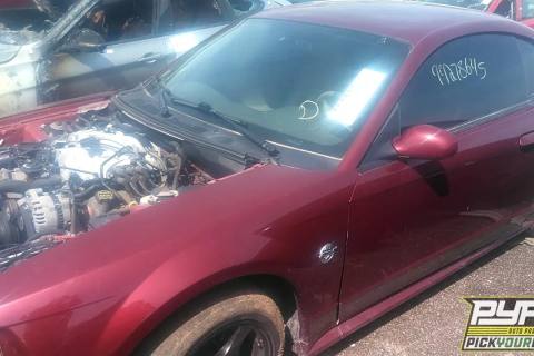 Photo of 2004 Ford Mustang