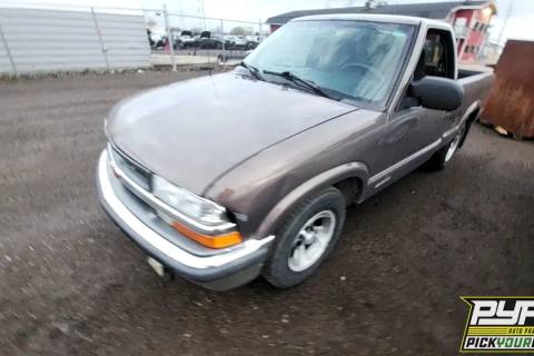 Photo of 2000 Chevrolet S10