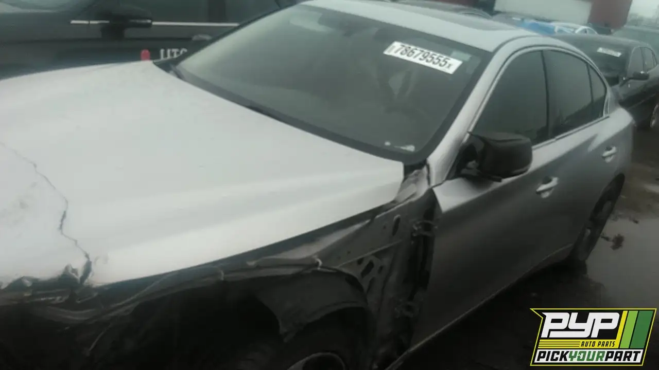 Photo of 2015 Infiniti Q50