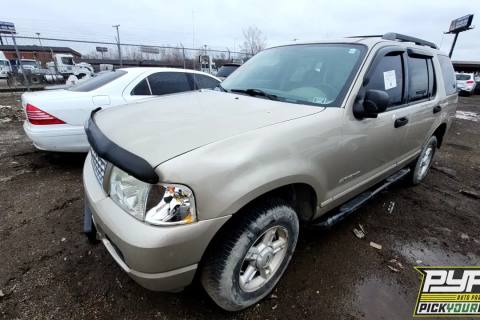 Photo of 2005 Ford Explorer
