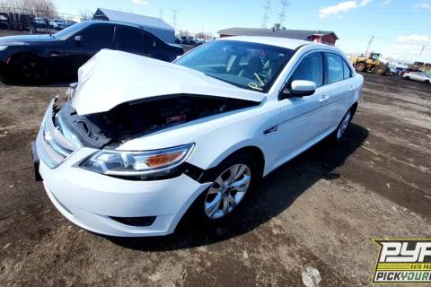 Photo of 2012 Ford Taurus