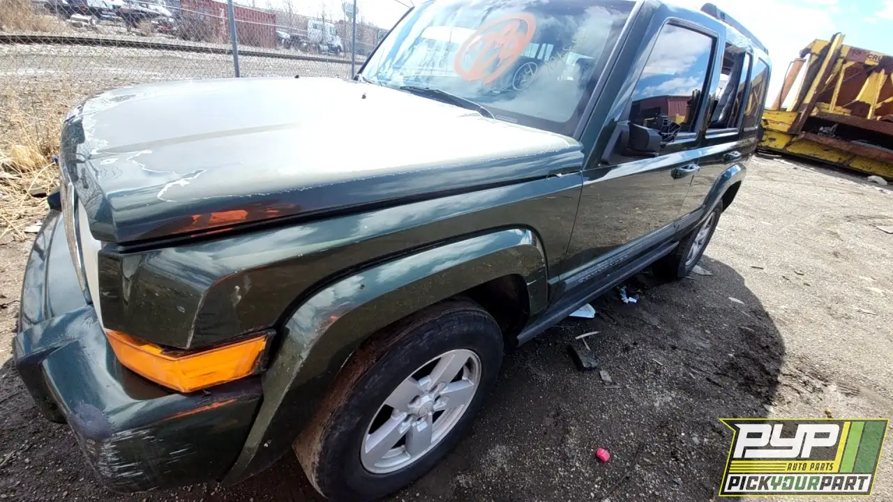 Photo of 2008 Jeep Commander