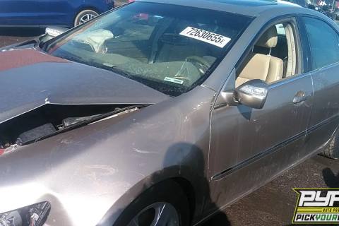 Photo of 2005 Acura Rl