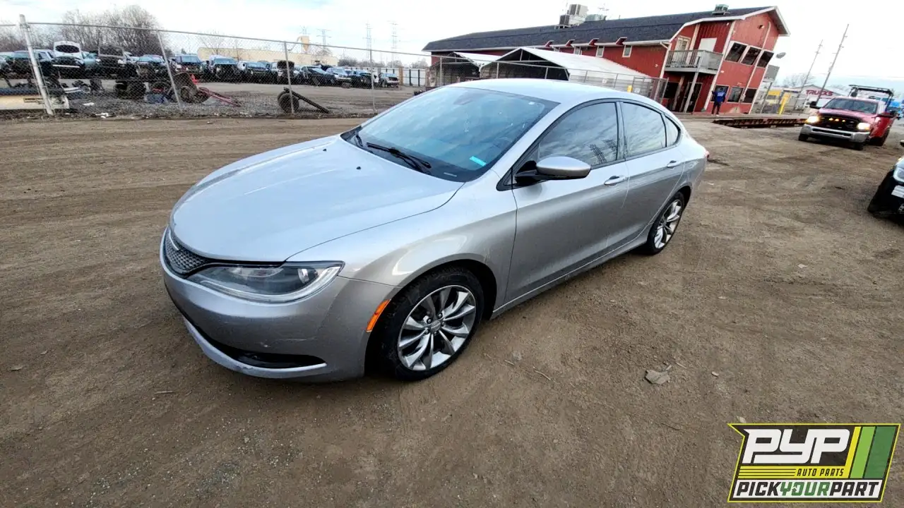 Photo of 2015 Chrysler 200