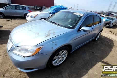 Photo of 2013 Chrysler 200