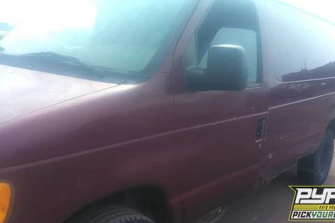 Photo of 2003 Ford E-250