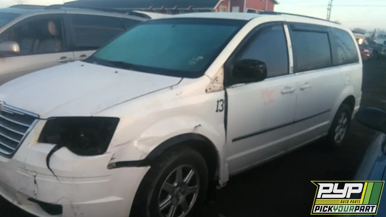 Photo of 2010 Chrysler Town & Country