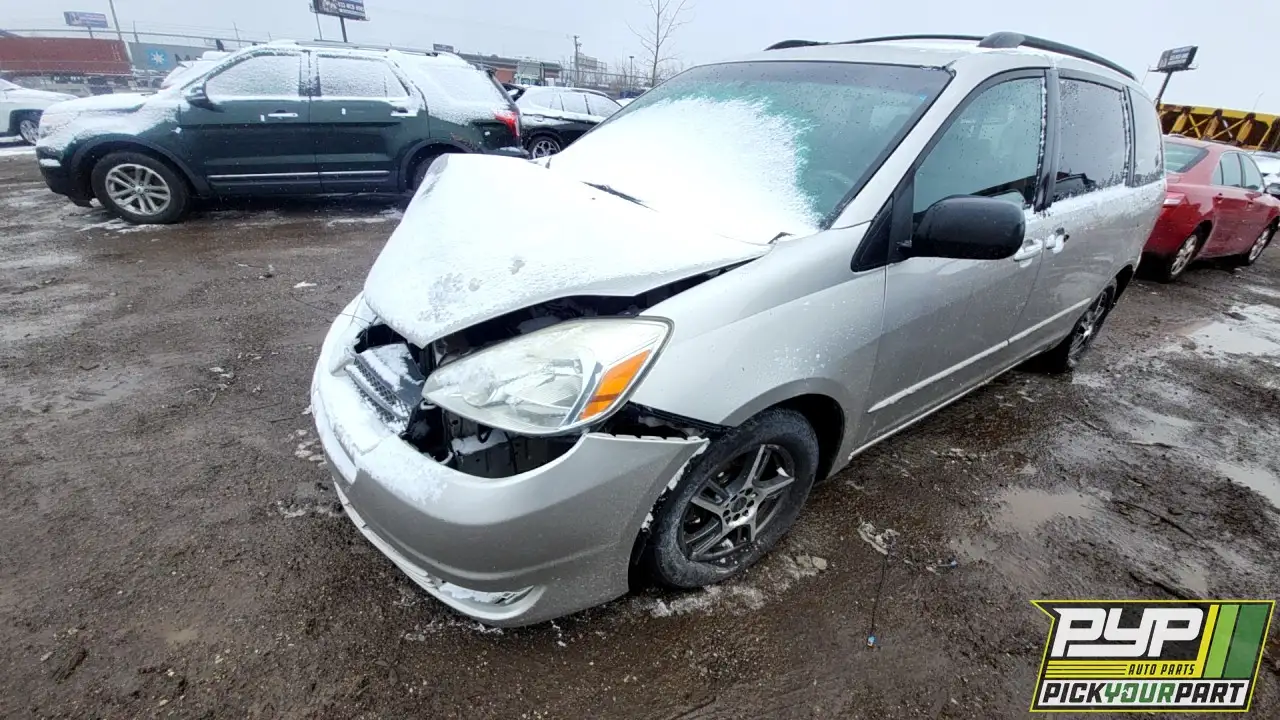Photo of 2005 Toyota Sienna