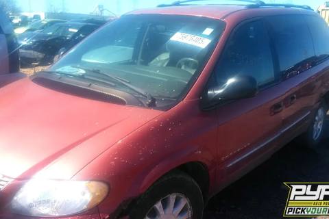 Photo of 2001 Chrysler Town & Country