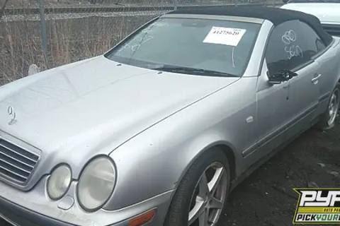 Photo of 1999 Mercedes-Benz Clk320