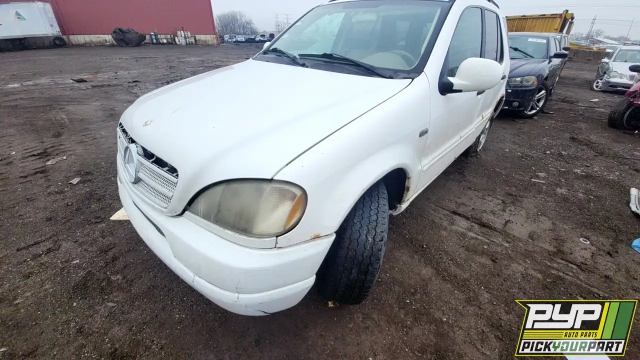 Photo of 2000 Mercedes-Benz Ml320