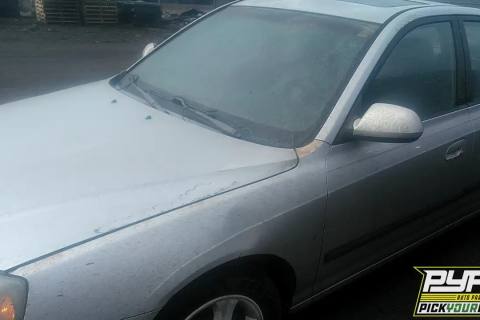 Photo of 2004 Hyundai Elantra