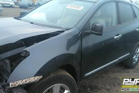 Photo of 2015 Nissan Rogue Select