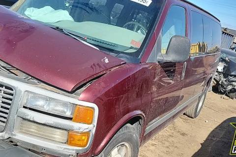 Photo of 1999 Gmc Savana 1500
