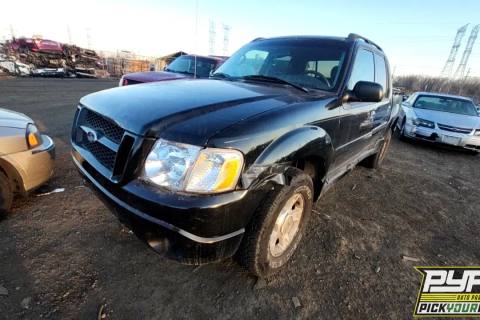 Photo of 2004 Ford Explorer Sport Trac