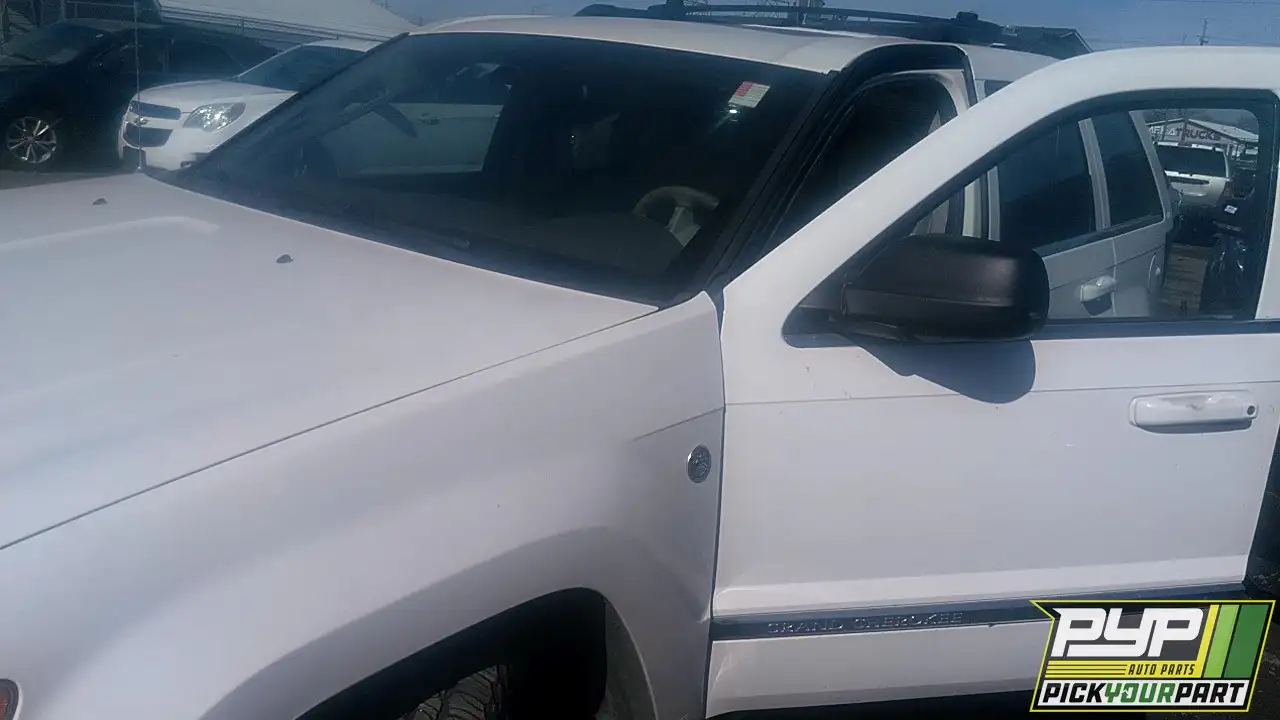 Photo of 2005 Jeep Grand Cherokee