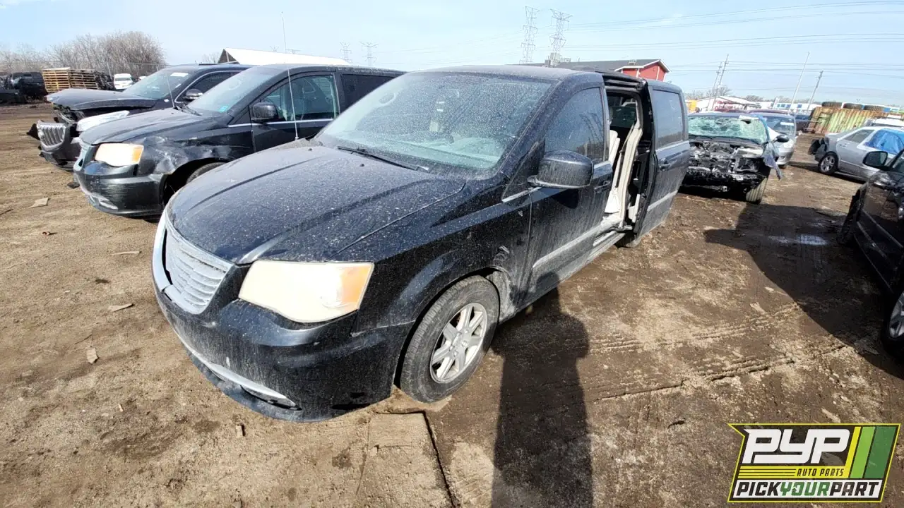 Photo of 2013 Chrysler Town & Country
