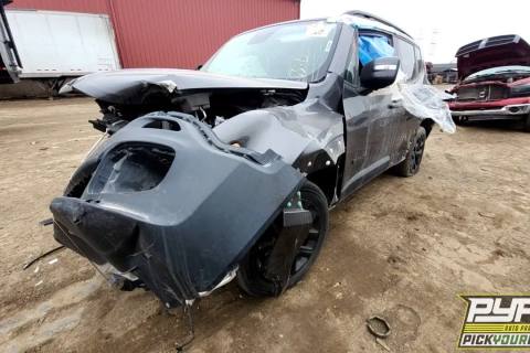 Photo of 2016 Jeep Renegade