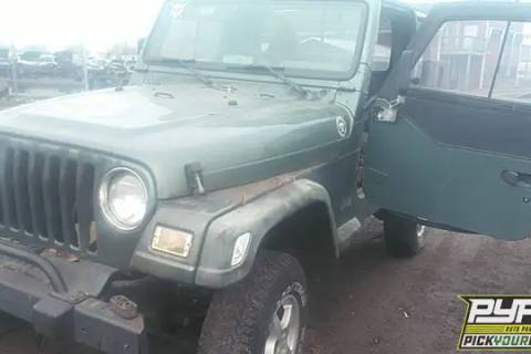 Photo of 1999 Jeep Wrangler