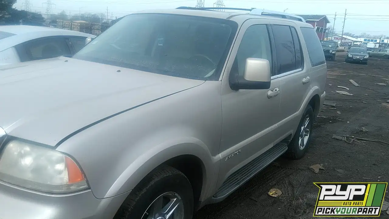 Photo of 2005 Lincoln Aviator