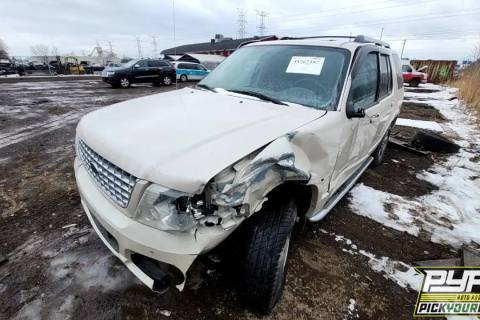 Photo of 2005 Ford Explorer