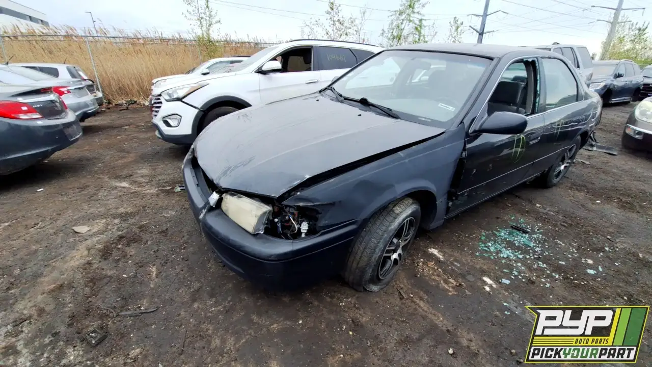 Photo of 2000 Toyota Camry
