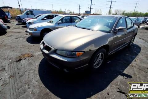Photo of 2002 Pontiac Grand Prix