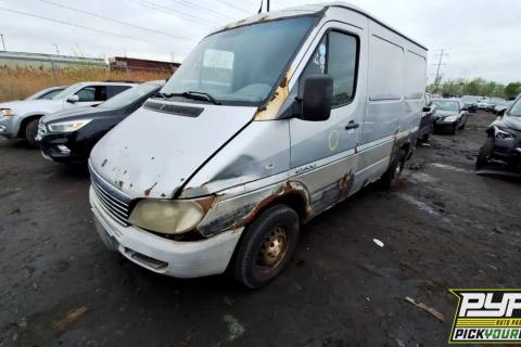 Photo of 2004 Dodge Sprinter 2500