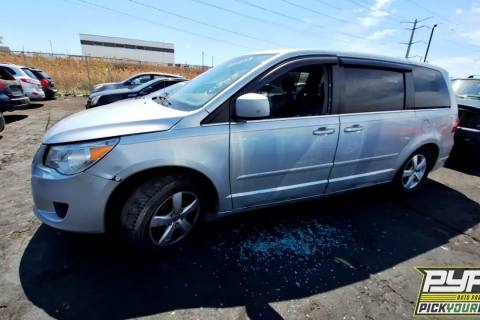 Photo of 2009 Volkswagen Routan