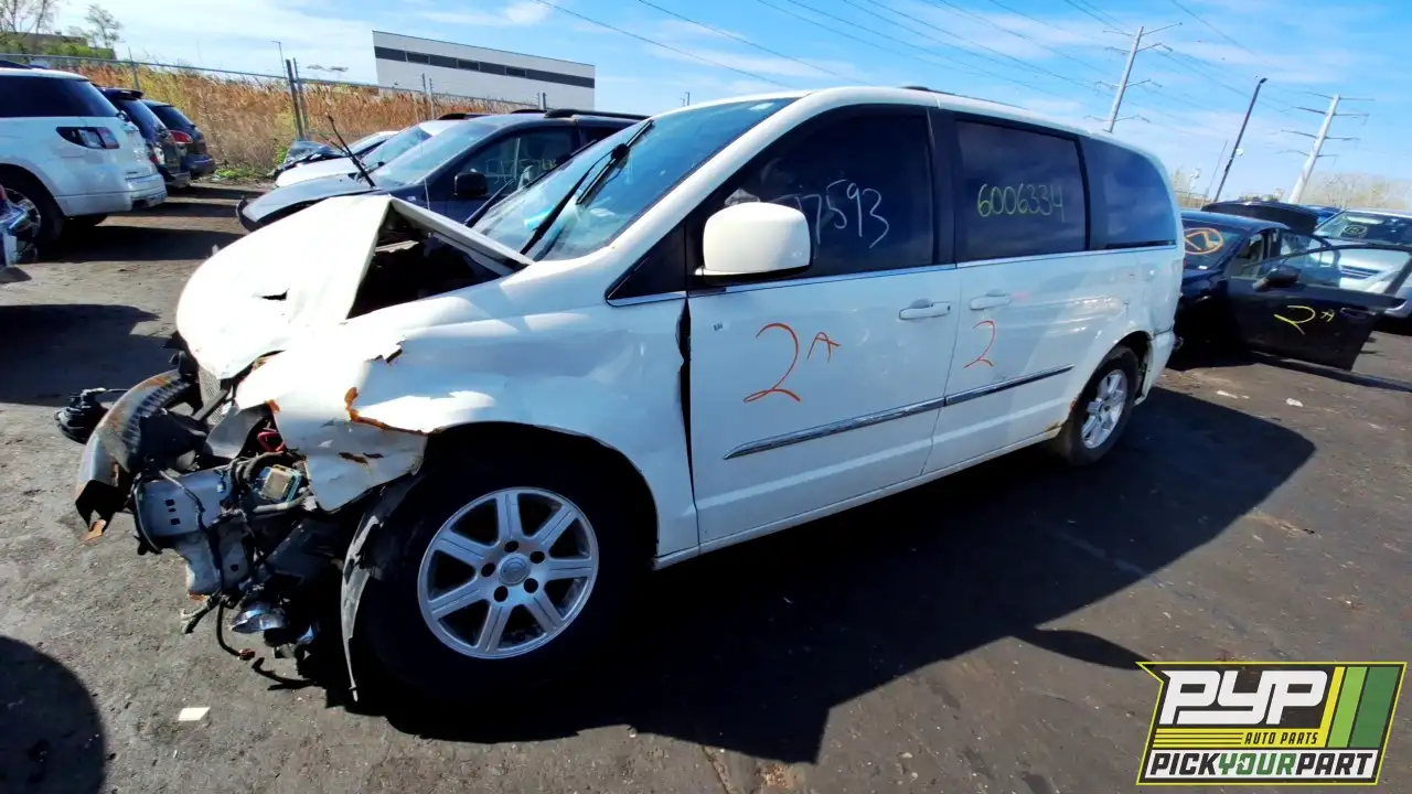 Photo of 2012 Chrysler Town & Country