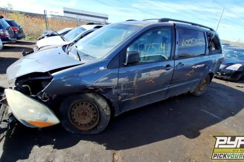 Photo of 2006 Toyota Sienna