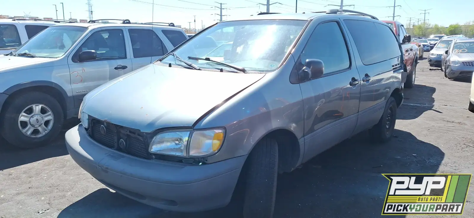 Photo of 1998 Toyota Sienna