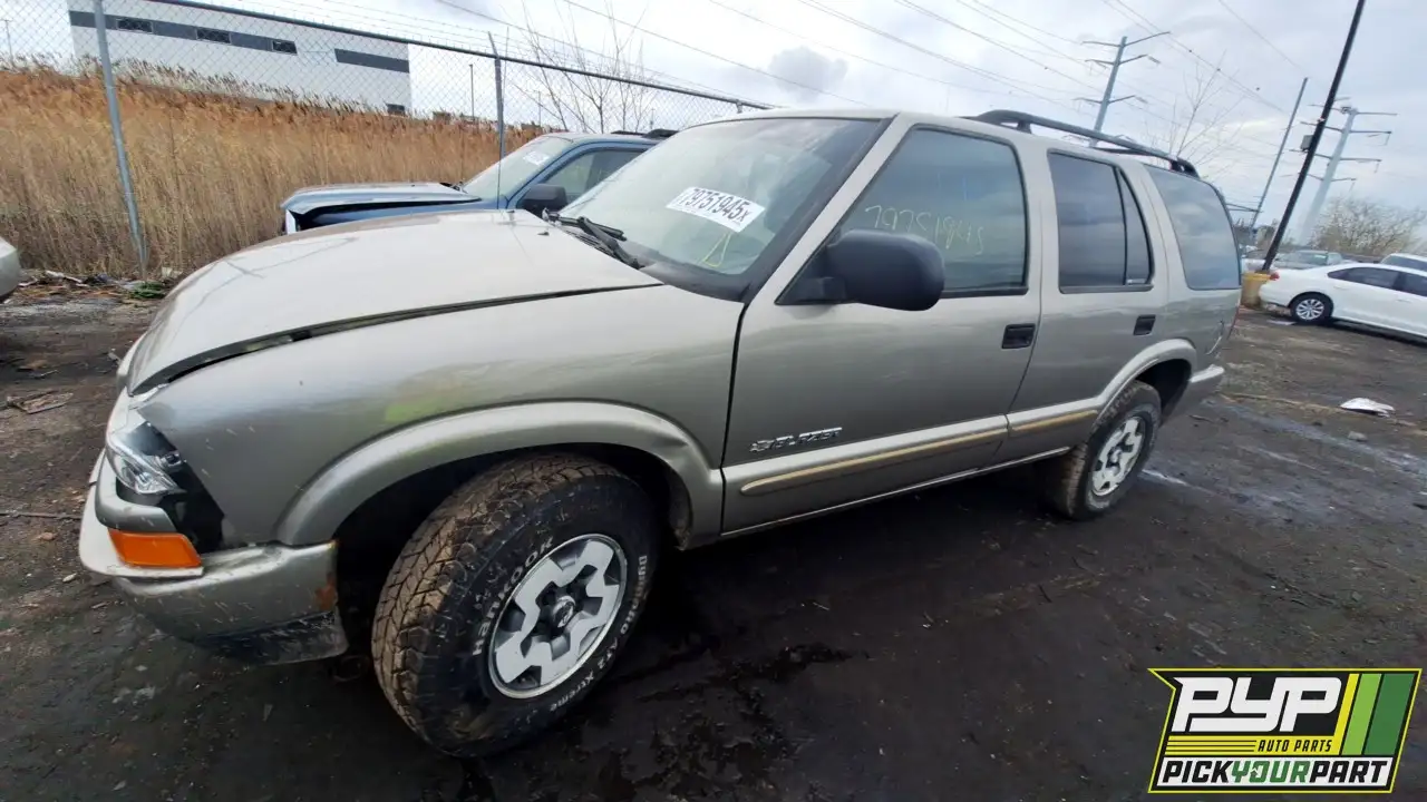 Photo of 2004 Chevrolet Blazer