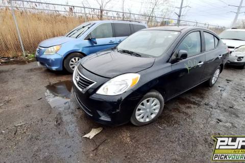 Photo of 2013 Nissan Versa