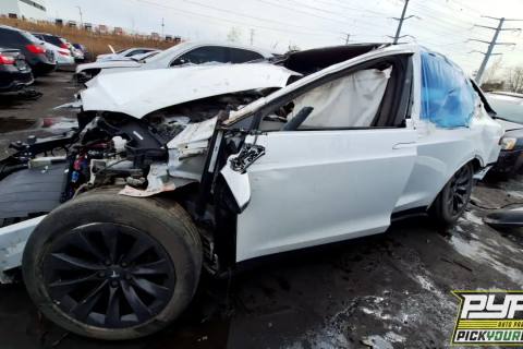 Photo of 2018 Tesla X