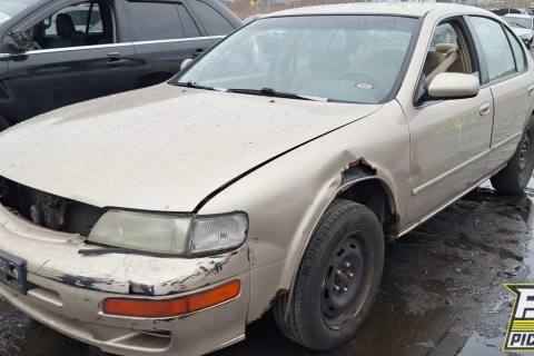 Photo of 1997 Nissan Maxima