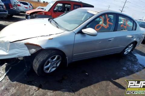 Photo of 2005 Nissan Altima